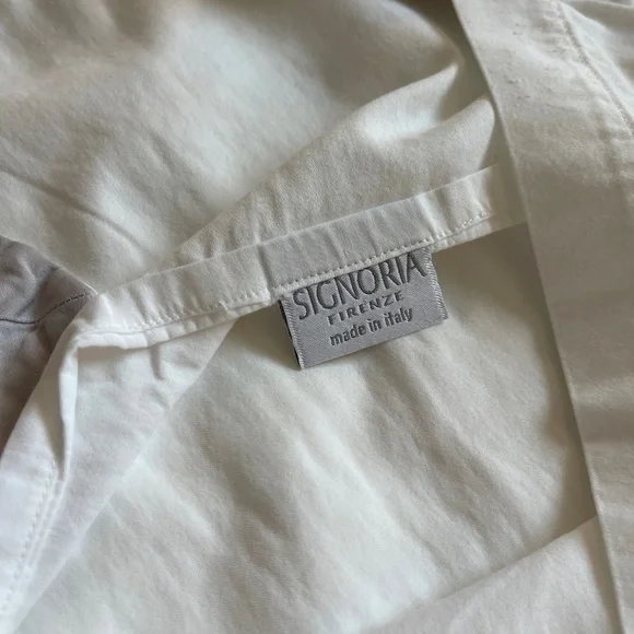 Signoria | Sateen Standard Shams (Set of 2) - Picture 3 of 4